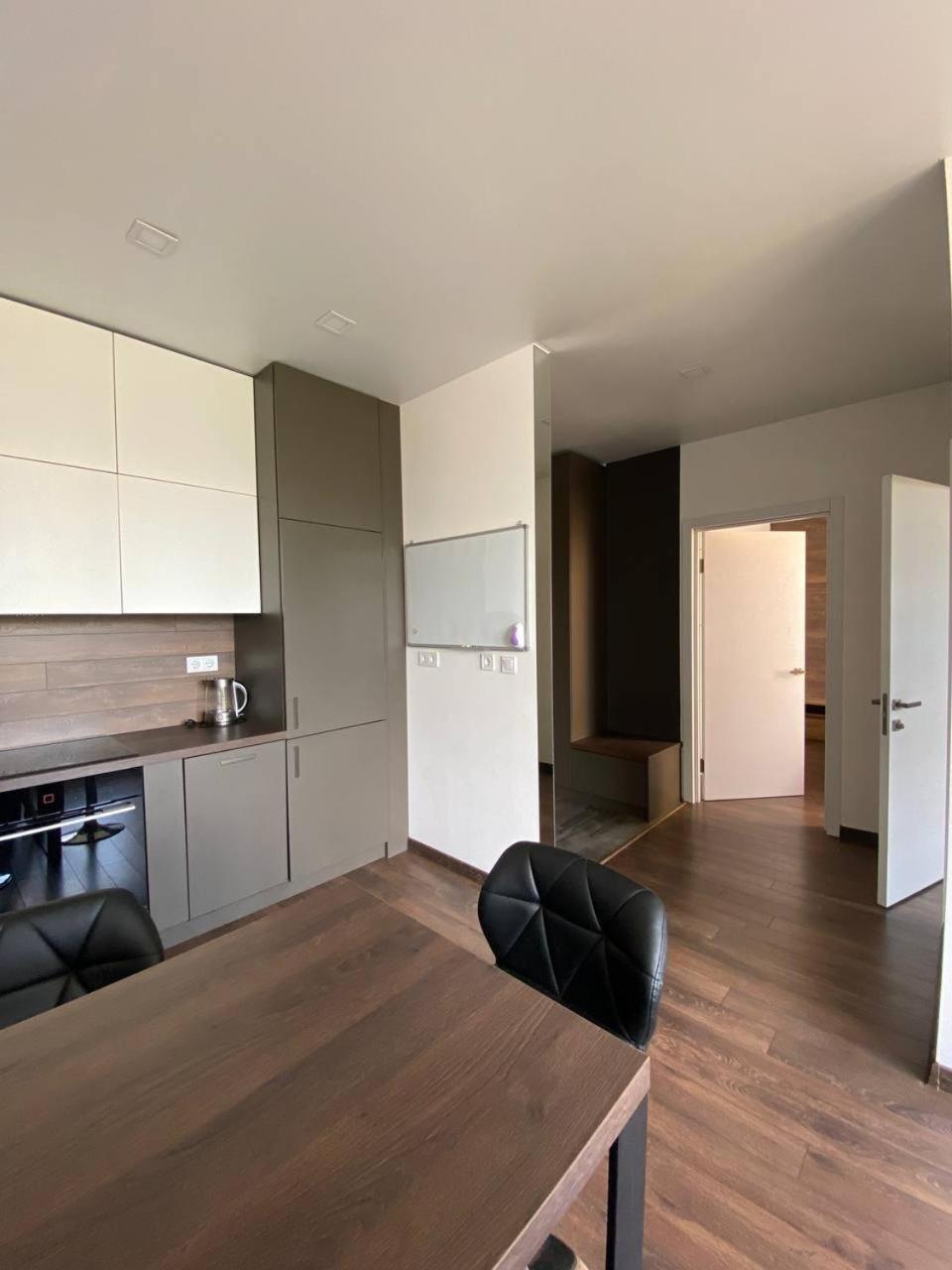 Nyvky Like Home - Apt 49 キエフ エクステリア 写真
